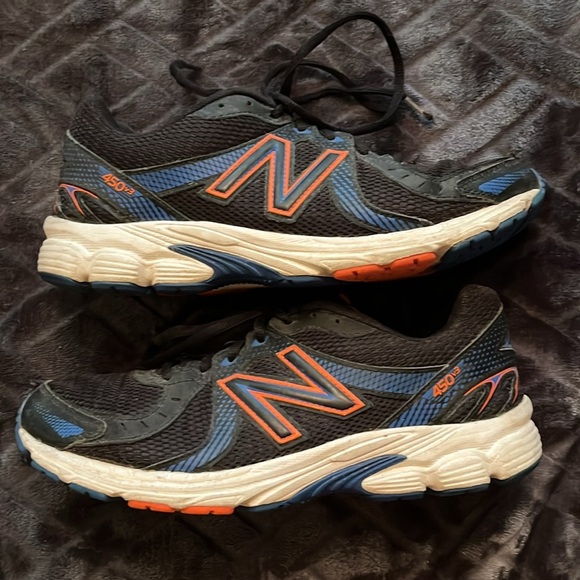 ⭐️3 FOR $12- New Balance Running Shoes - Picture 3 of 4